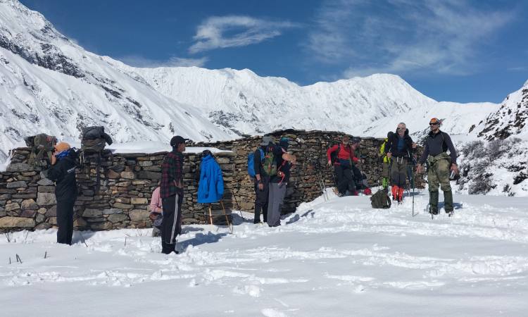 Annapurna Circuit Trek  via Tilicho lake 23 days