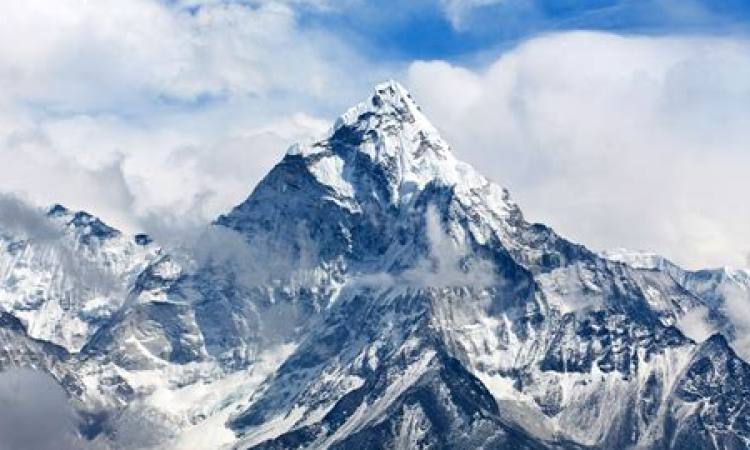 LIST OF EIGHT-THOUSANDERS: MOUNTAINS ABOVE 8000M