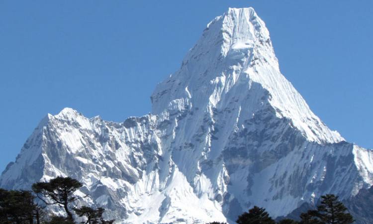 Mt.Amadablam (6814m.) 