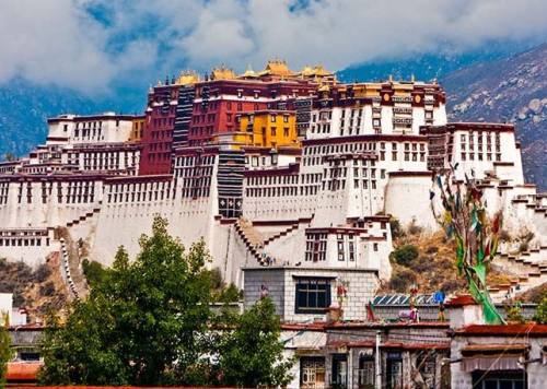 Lhasa to Everest Basecamp and Kailash Tour
